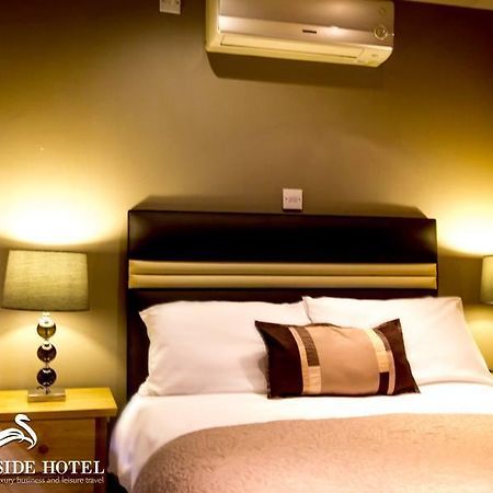 Thameside Hotel Reading Exteriör bild